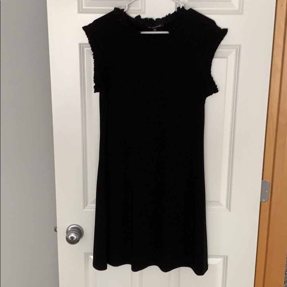 Black short sleeve dress